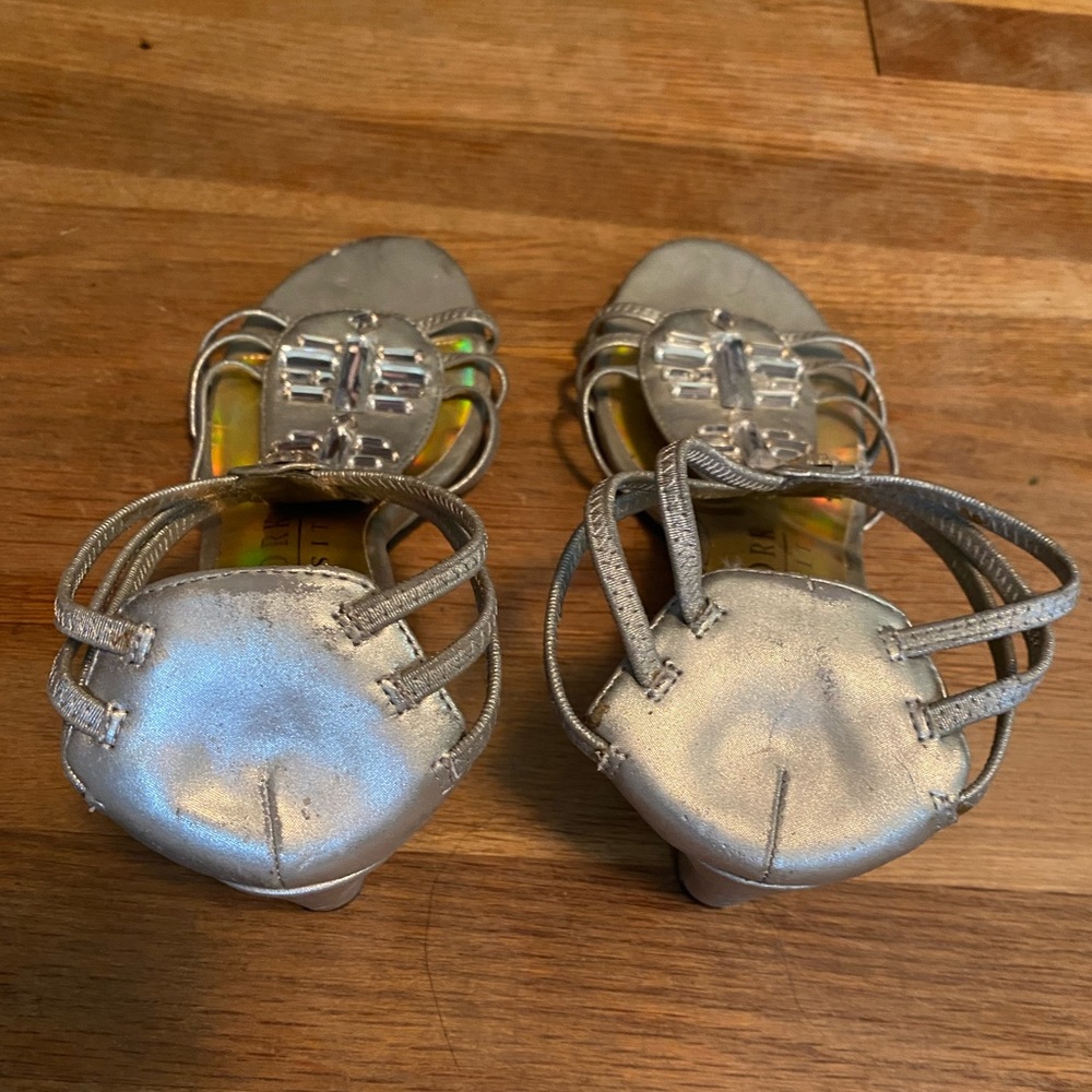 Italian Summer Jewel Sandals - Picture 2 of 5